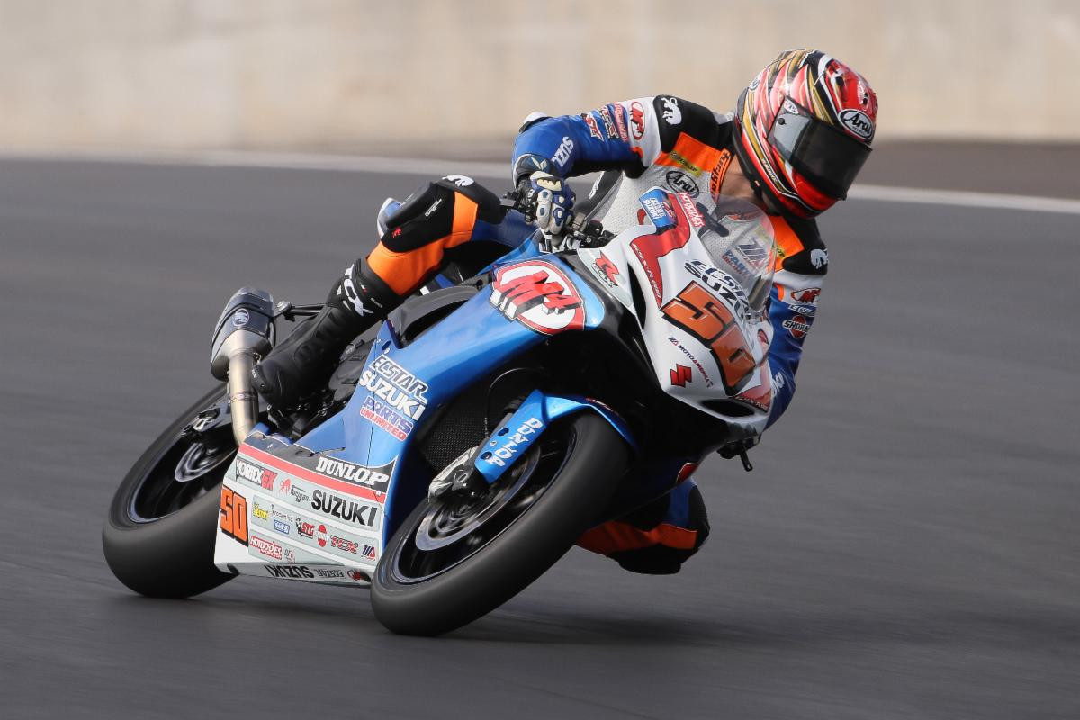 Bobby Fong (#50) earns the 2019 MotoAmerica Supersport Title aboard his Suzuki GSX-R600.