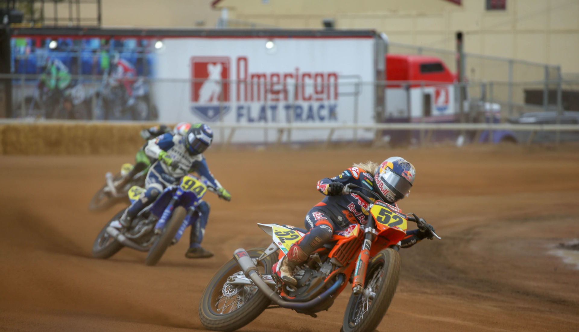 Shayna Texter (52) leading Ryan Wells (94) at the Minnesota Mile. Photo courtesy of Red Bull KTM.