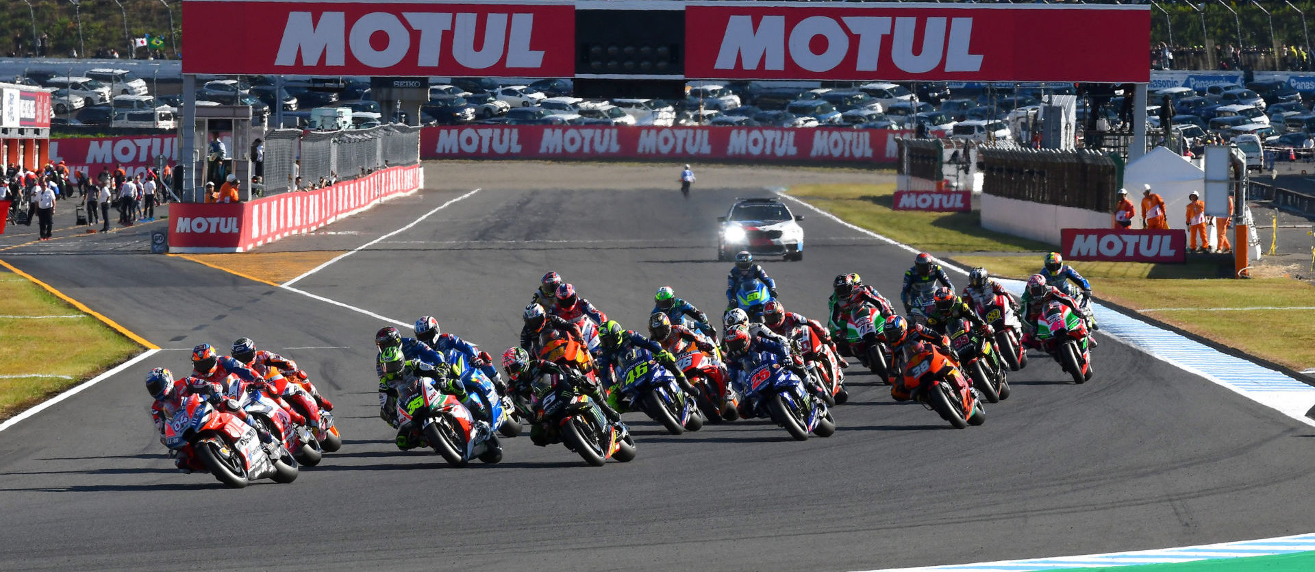 The start of the 2018 Japanese Grand Prix at Twin Ring Motegi. Photo courtesy of Michelin.