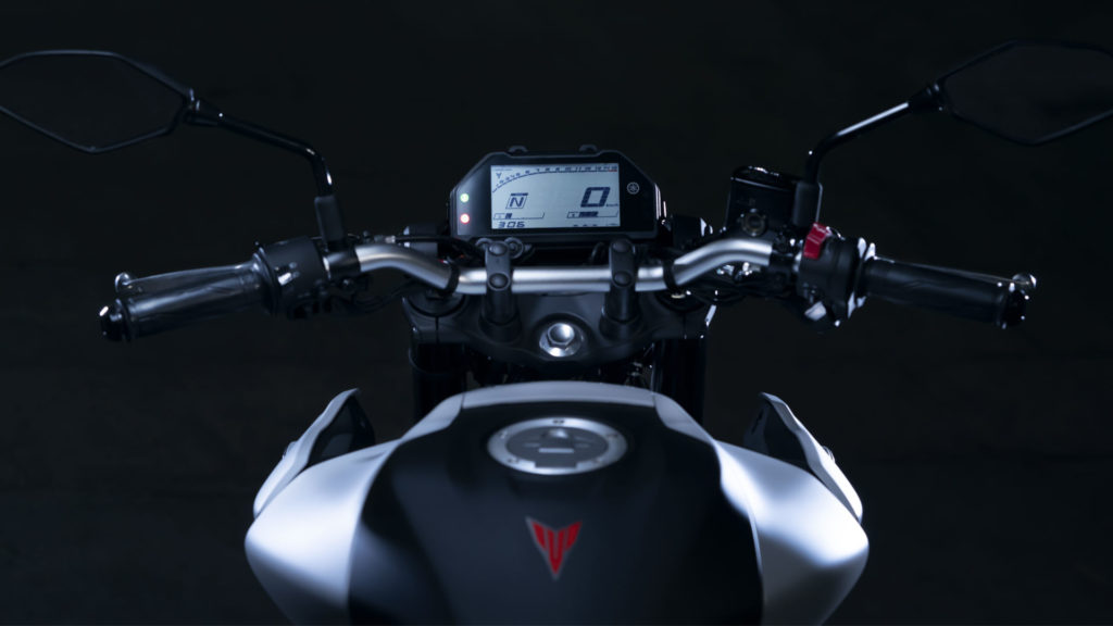 The 2020-model Yamaha MT-03 comes with a one-piece tubular handlebar.