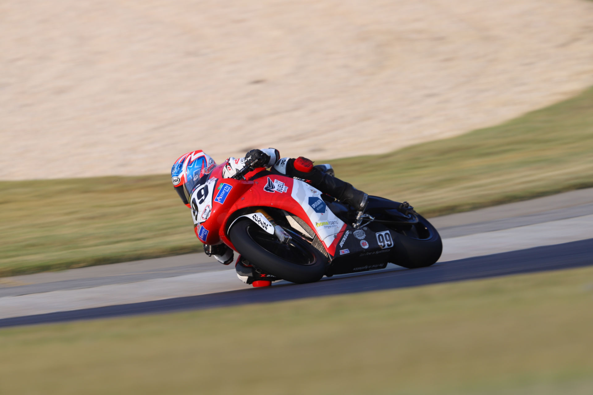 AHRMA Barber Vintage Festival Geoff May Qualifies On Pole For Barber