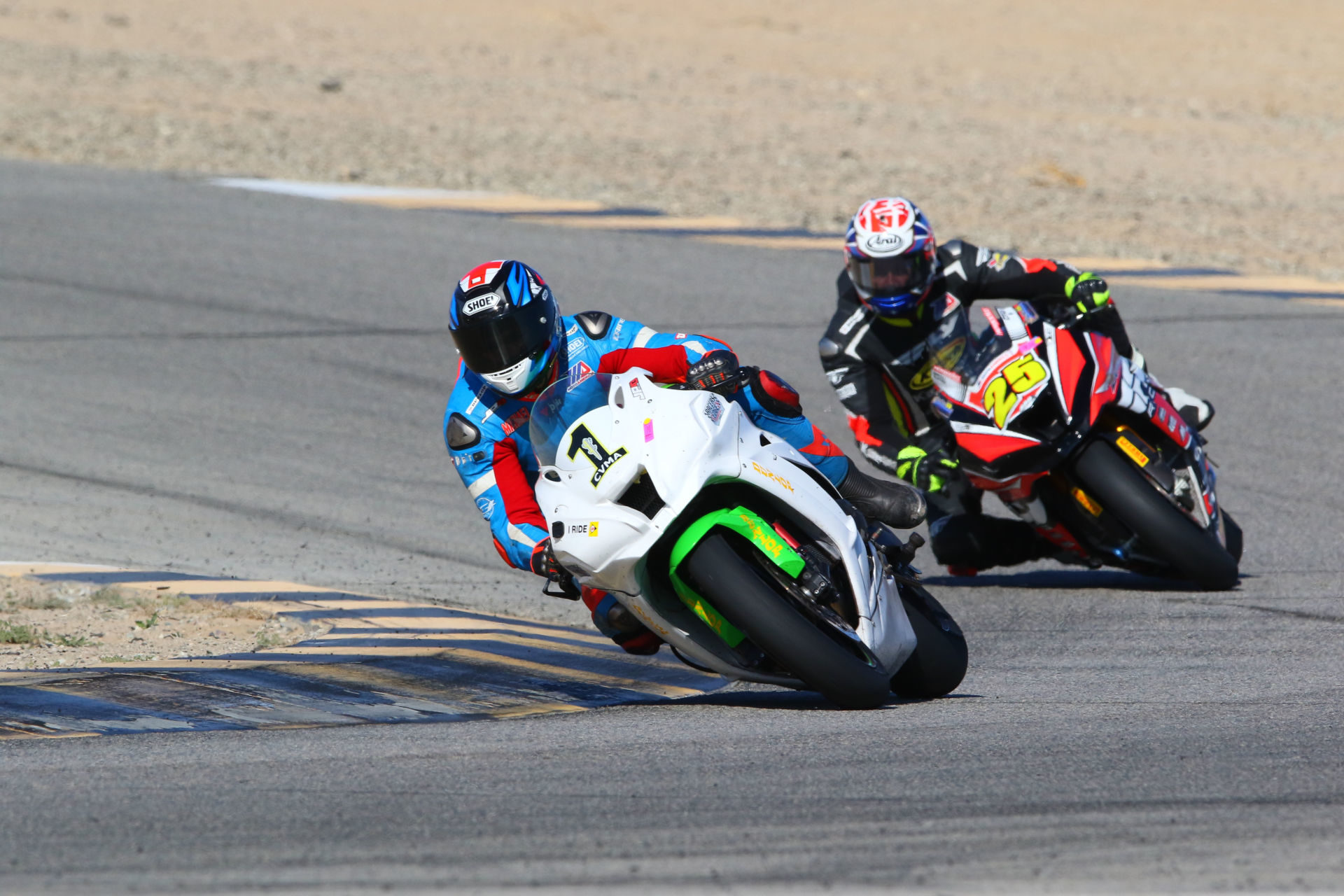 Michael Gilbert (1) leading David Anthony (25) in the CVMA Shootout race. Photo by CaliPhotography.com, courtesy of CVMA.