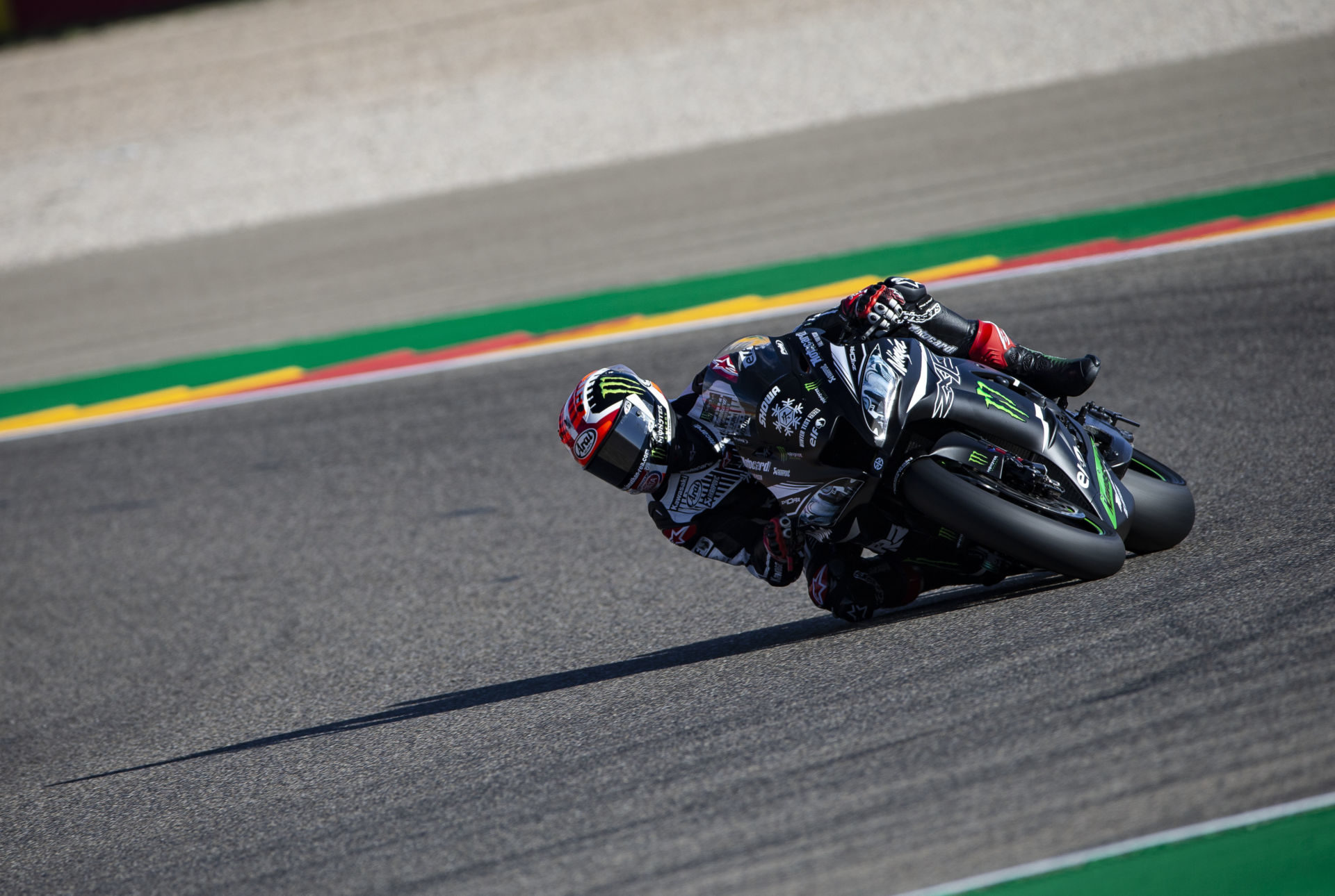 Jonathan Rea in action in Spain. Photo courtesy of Kawasaki Motors Europe.