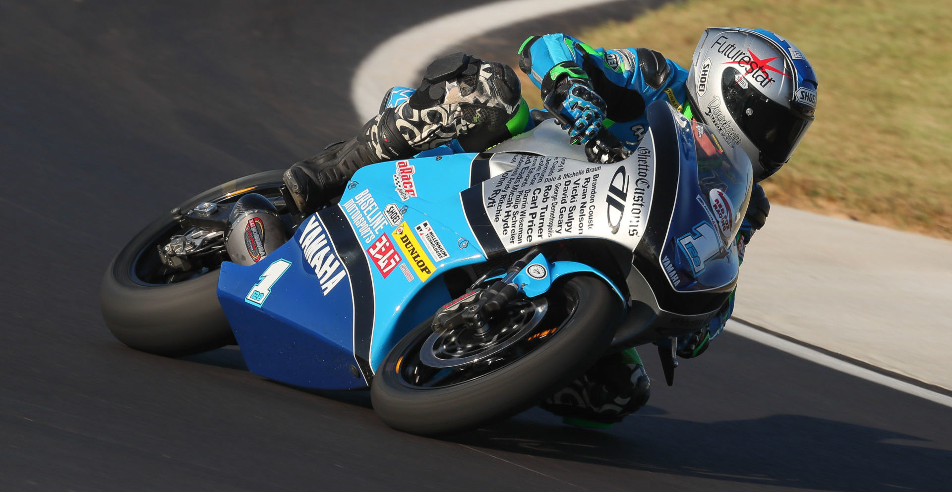 Chris Parrish (1) riding an AP MotoArts Yamaha FZ-07/MT-07 during the 2019 MotoAmerica Twins Cup finale at Barber Motorsports Park. Photo by Brian J. Nelson, courtesy of AP MotoArts.