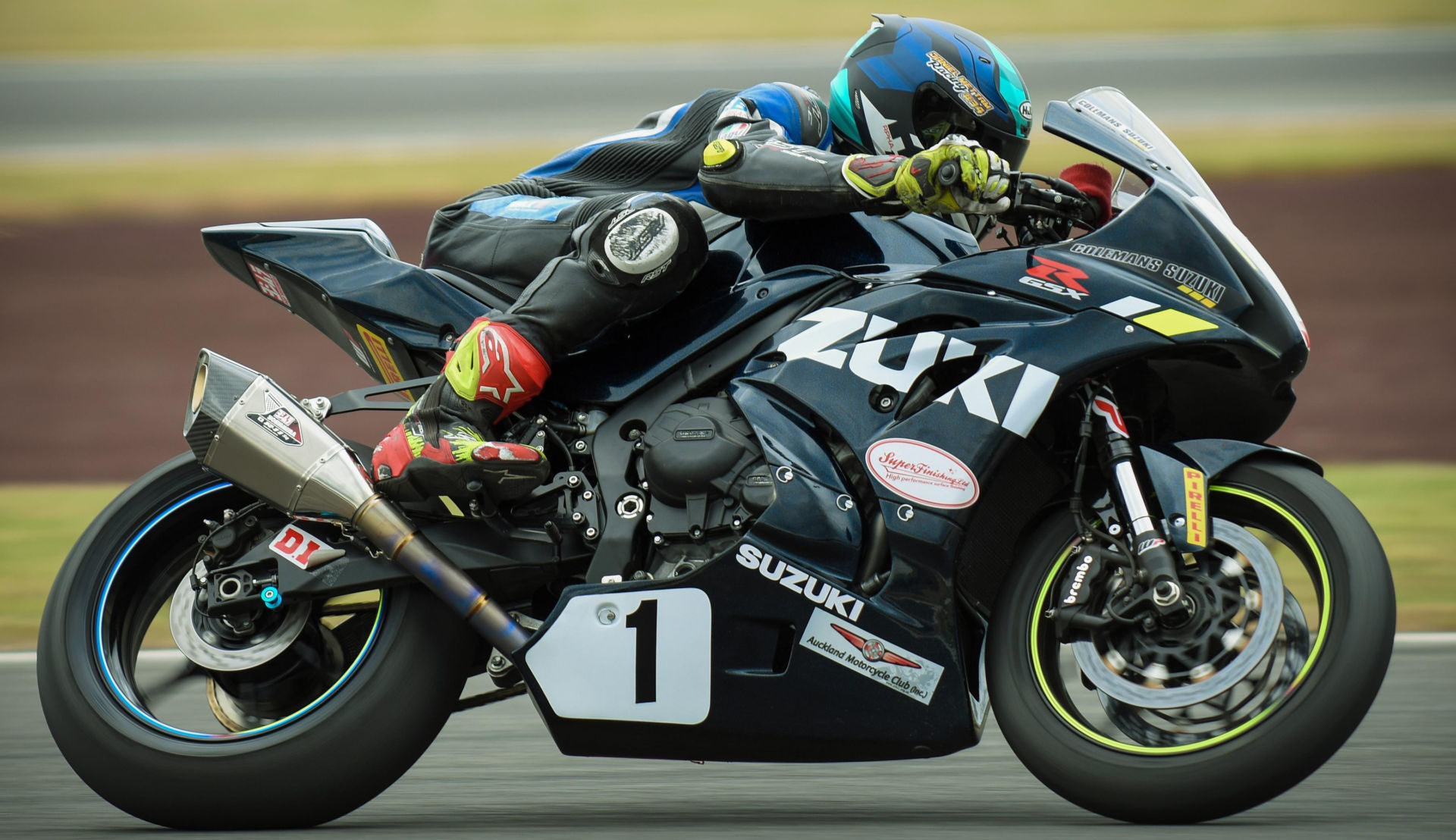 Defending New Zealand Superbike Champion Daniel Mettam (1). Photo by Andy McGechan, courtesy of Team Suzuki Press Office.