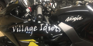 The Village Idiots Kawasaki Ninja 400 ULW endurance racebike. Photo courtesy of Village Idiots.