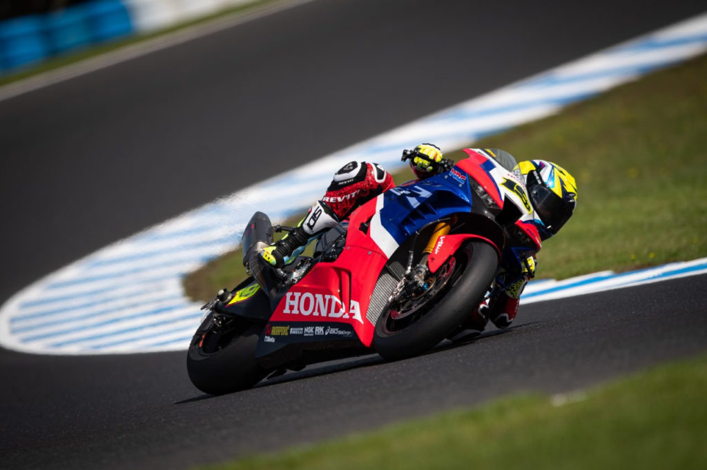 Alvaro Bautista (19). Photo courtesy of Honda Pro Racing.