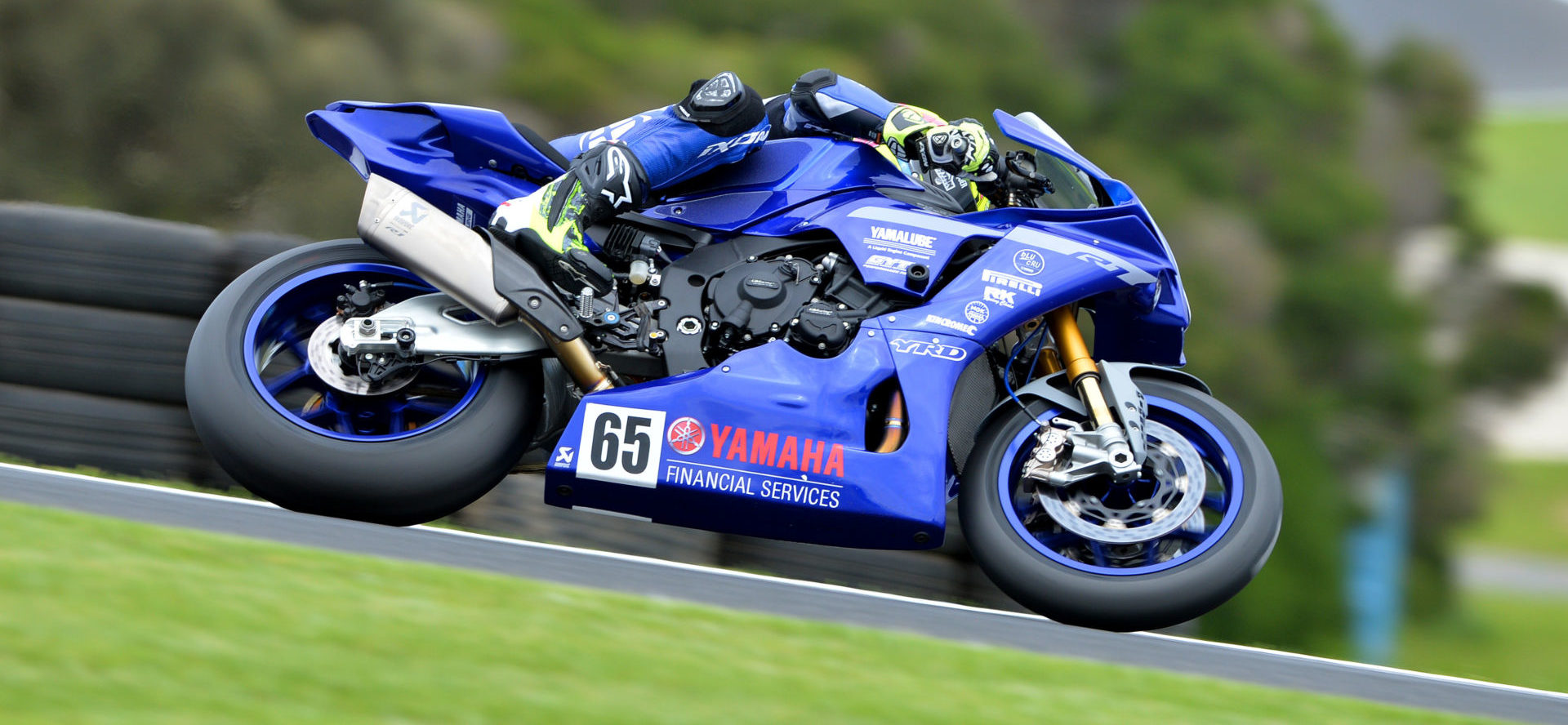 Australian Superbike: Halliday Quickest, Hayes 11th In
