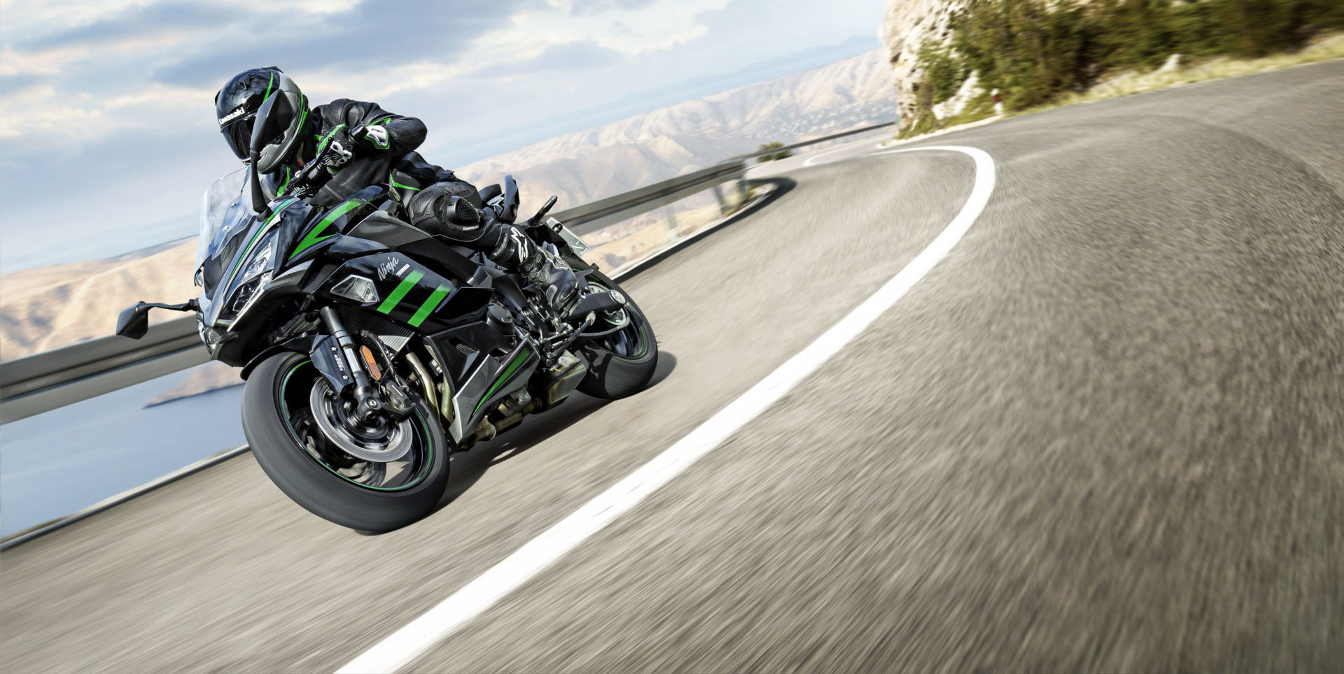 A 2020 Kawasaki Ninja 1000SX at speed. Photo courtesy of Kawasaki.