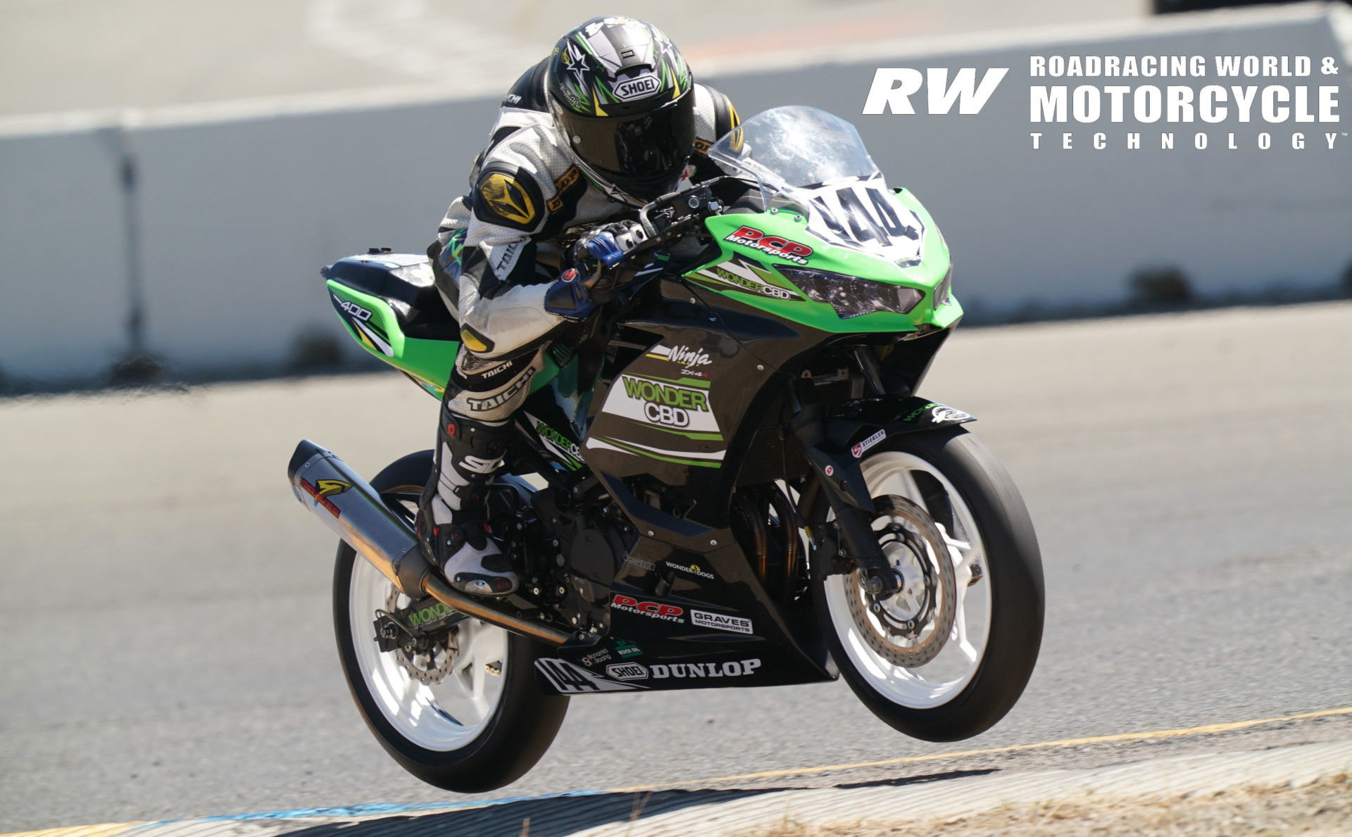 Brenden Ketelsen (144) getting air on his Kawasaki Ninja 400. Photo by Max Klein/Oxymoron Photography, courtesy of Brenden Ketelsen.