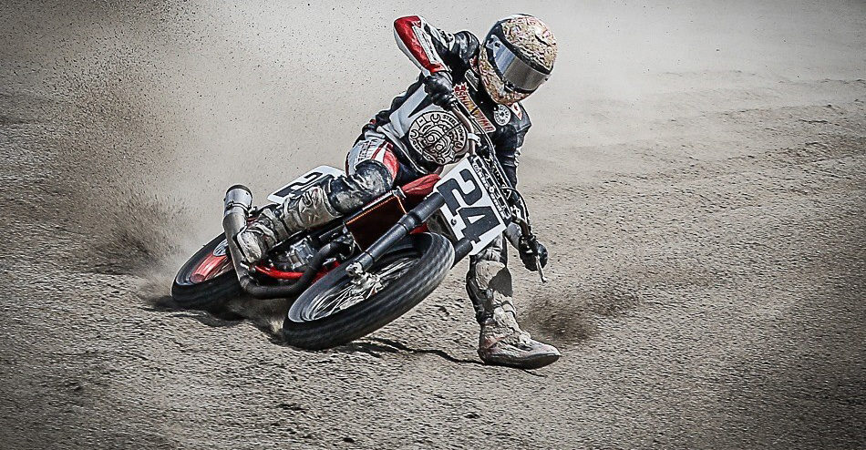 Dunlop-supported amateur flat track racer Hunter Bauer (24). Photo by David Dudley, courtesy of Dunlop.