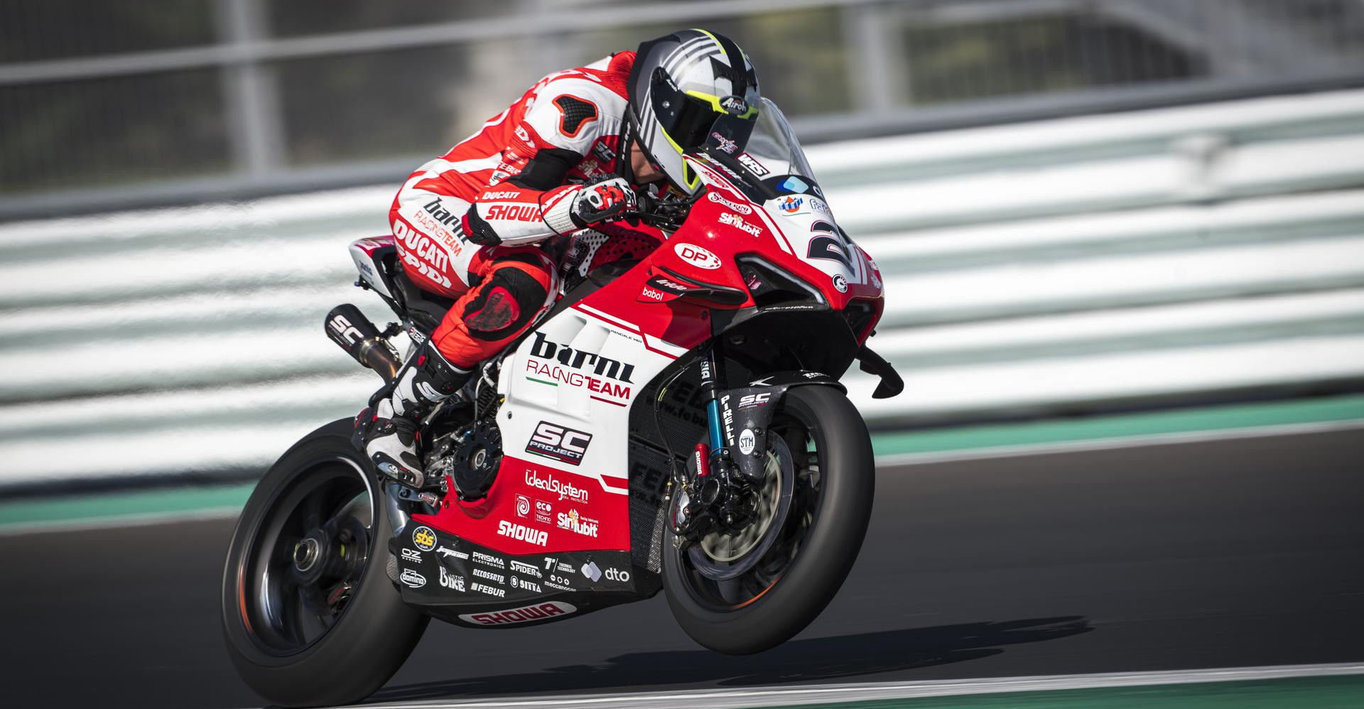 Leon Camier (2) at Misano. Photo courtesy Barni Racing.