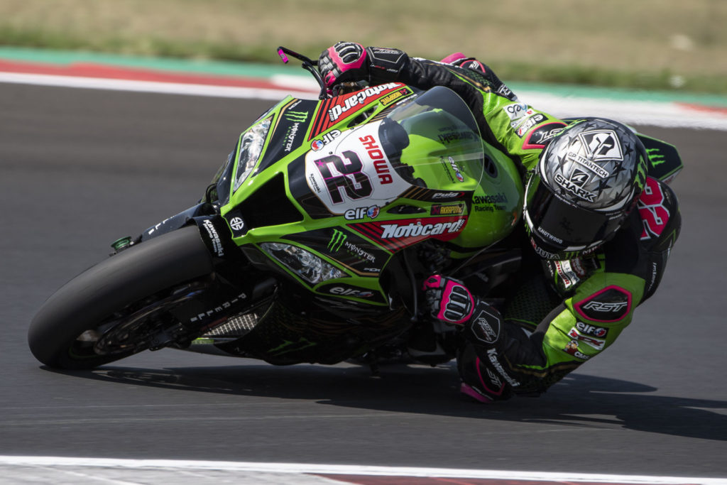 Alex Lowes (22) in action during testing June 24 at Misano World Circuit. Photo courtesy Kawasaki.