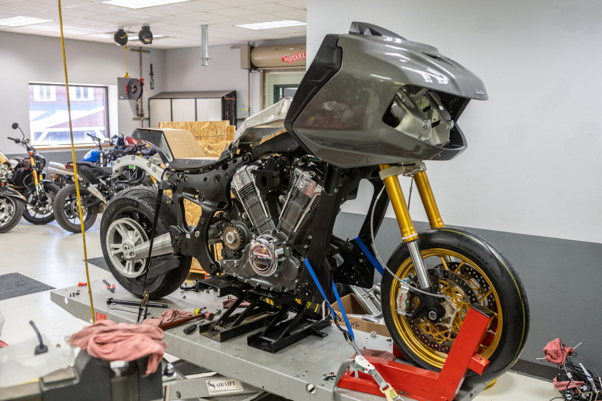 MotoAmerica O'Hara Riding Indian Challenger In "King Of The Baggers