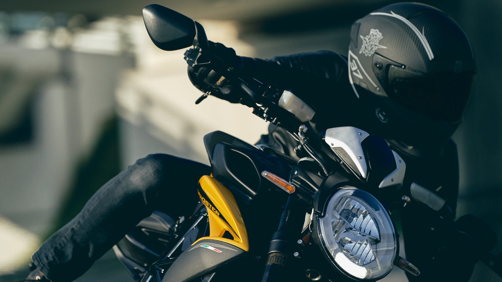 MV Agusta: Buy A New Bike, Get 2 Years Roadside Assistance Free -  Roadracing World Magazine | Motorcycle Riding, Racing & Tech News
