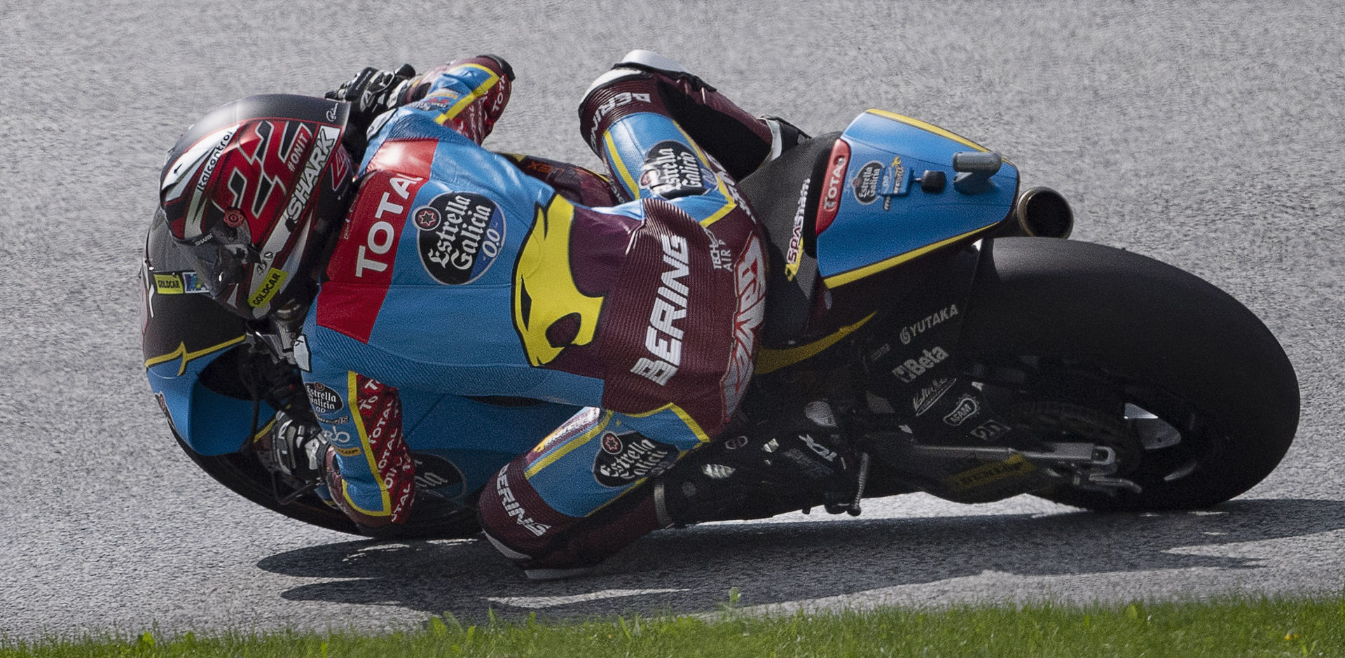 Sam Lowes (22). Photo courtesy Marc VDS Racing.