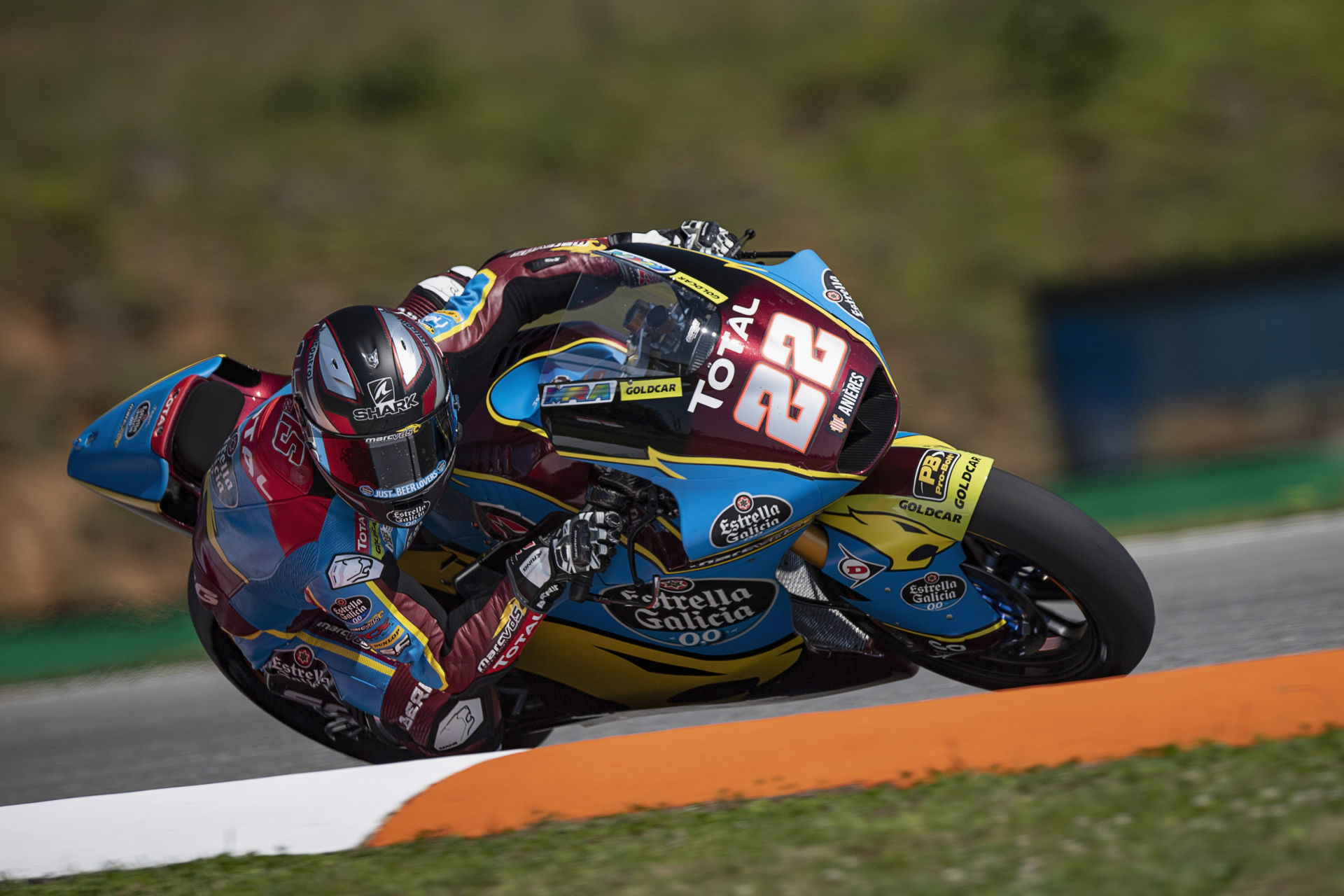 Sam Lowes (22). Photo courtesy Marc VDS Racing.