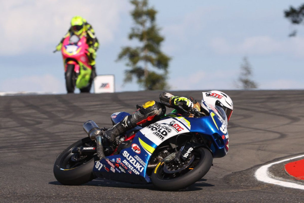 Rocco Landers (97) pulled away from Kaleb De Keyrel (51) in Twins Cup. Photo by Brian J. Nelson, courtesy MotoAmerica.