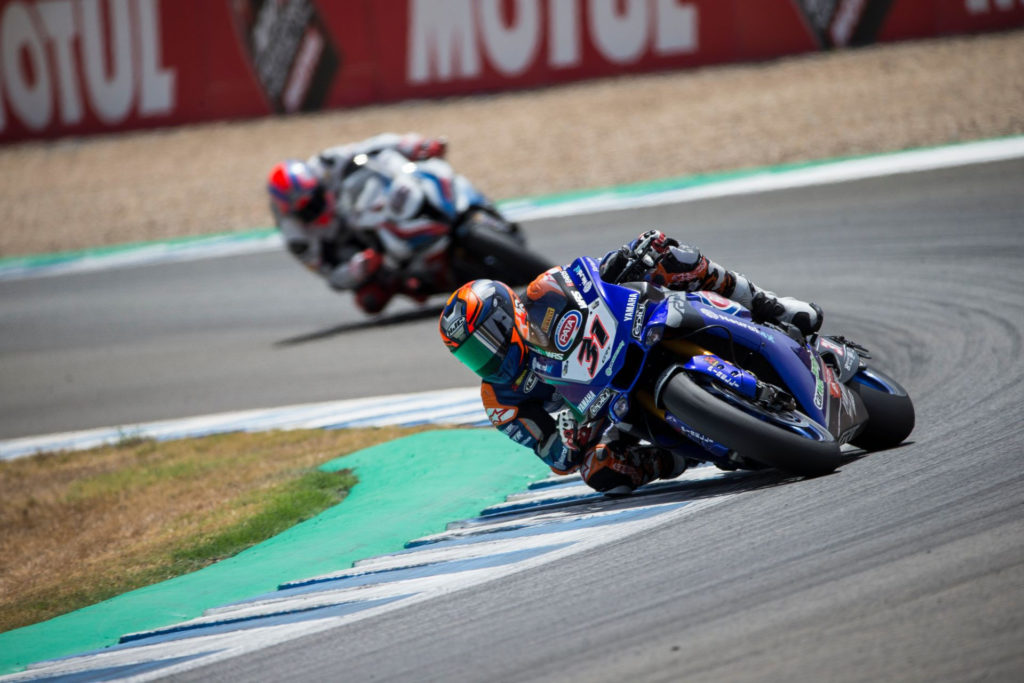 Garrett Gerloff (31) leading Tom Sykes (66) at Jerez. Photo courtesy Yamaha.