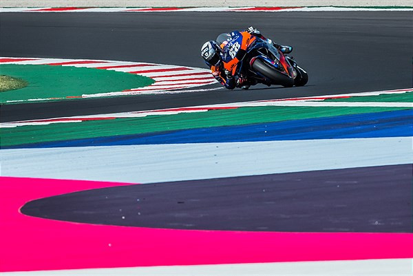 Miguel Oliveira (88). Photo courtesy KTM.