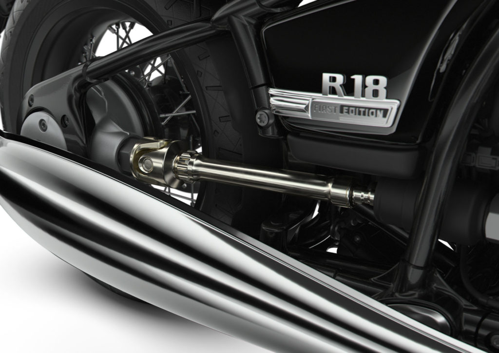 The drive shaft on the BMW R 18 is exposed. Photo courtesy BMW Motorrad.