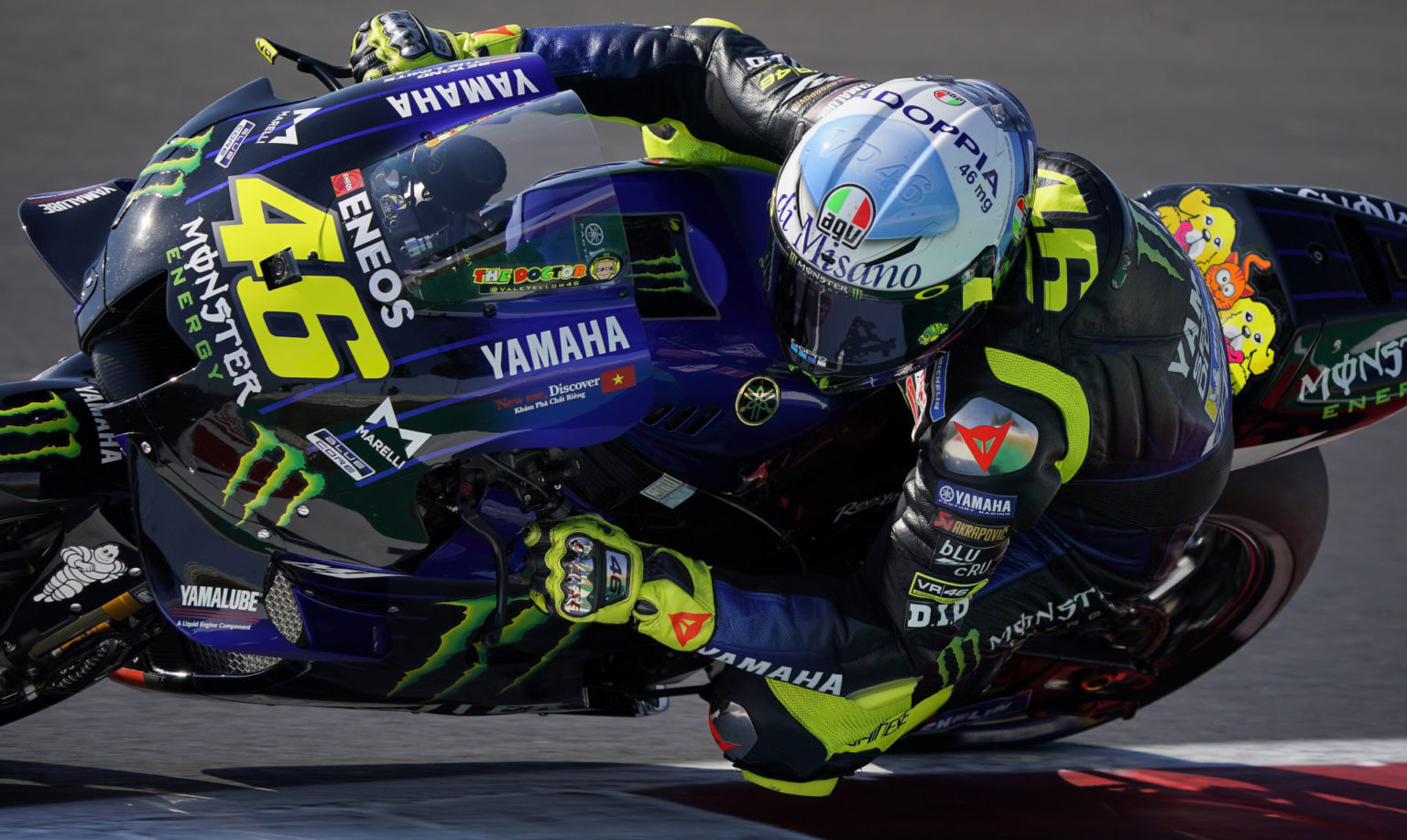 MotoGP: Rossi Joining PETRONAS Yamaha SRT In 2021 - Roadracing World ...