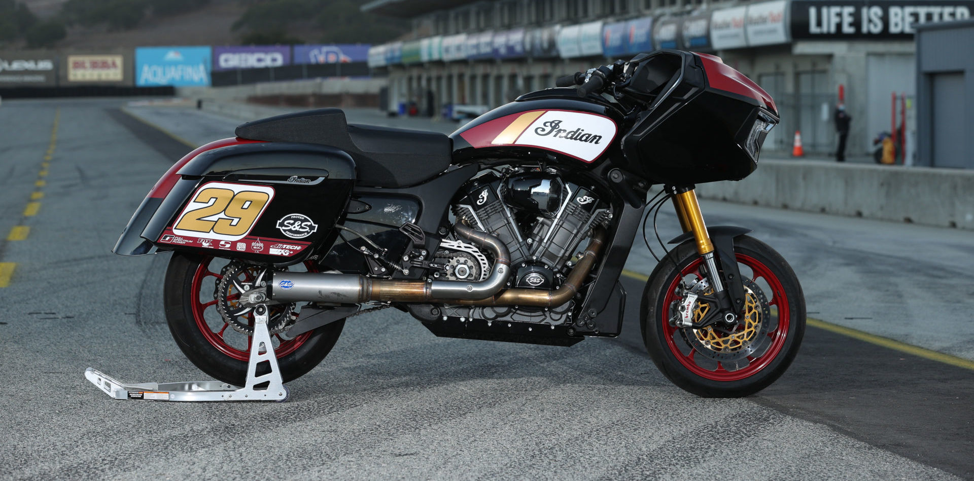 Tyler O’Hara’s Indian Challenger King of the Baggers racebike. Photo by Brian J. Nelson.