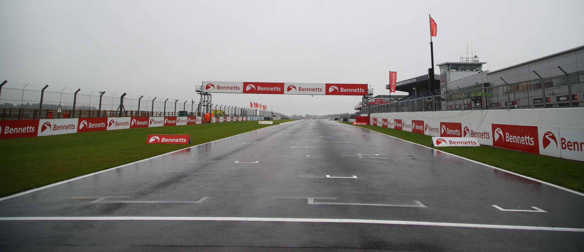 Rainy Donington Park. Photo courtesy MSVR.