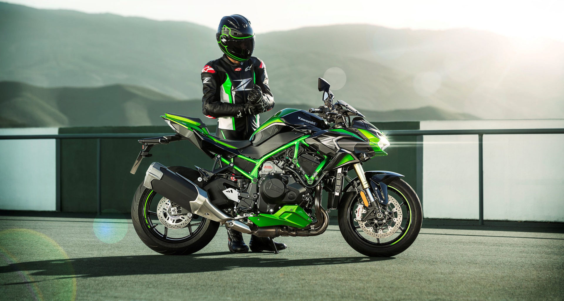 A 2021-model Kawasaki Z H2 SE. Photo courtesy Kawasaki Motors Corp., U.S.A.