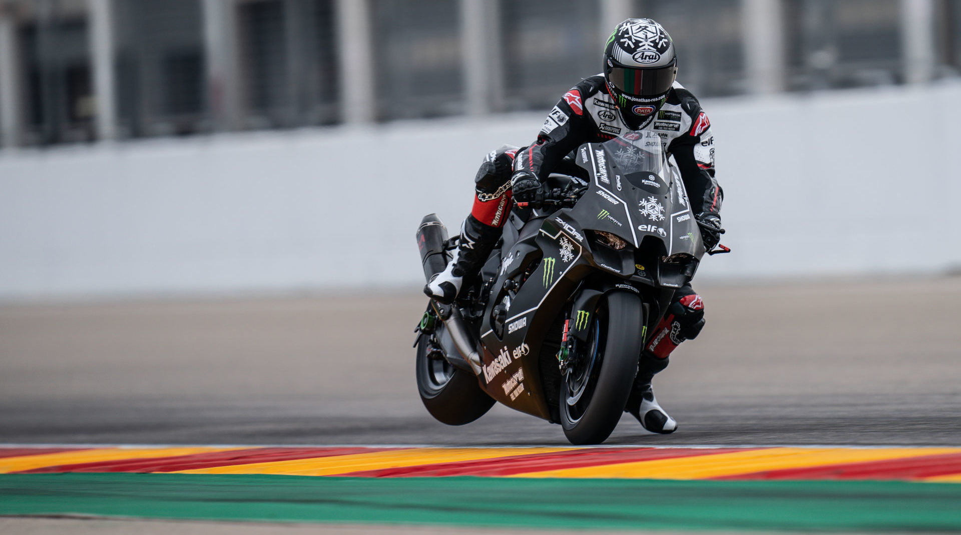 Jonathan Rea testing his new Kawasaki Ninja ZX-10RR at Motorland Aragon. Photo courtesy Kawasaki.