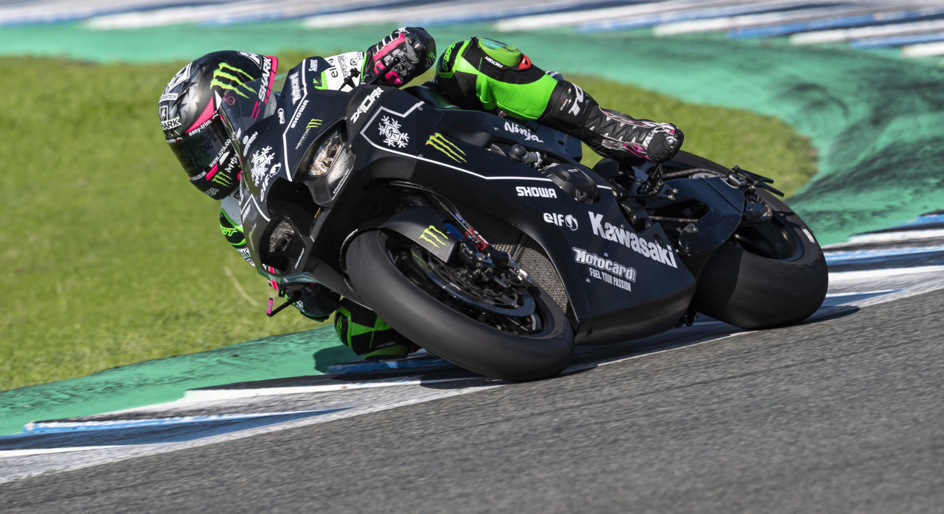 Alex Lowes on his new Kawasaki Ninja ZX-10RR. Photo courtesy Kawasaki.