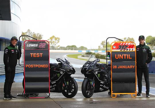 Alex Lowes (left) and Jonathan Rea (right) at Jerez. Photo courtesy Kawasaki.