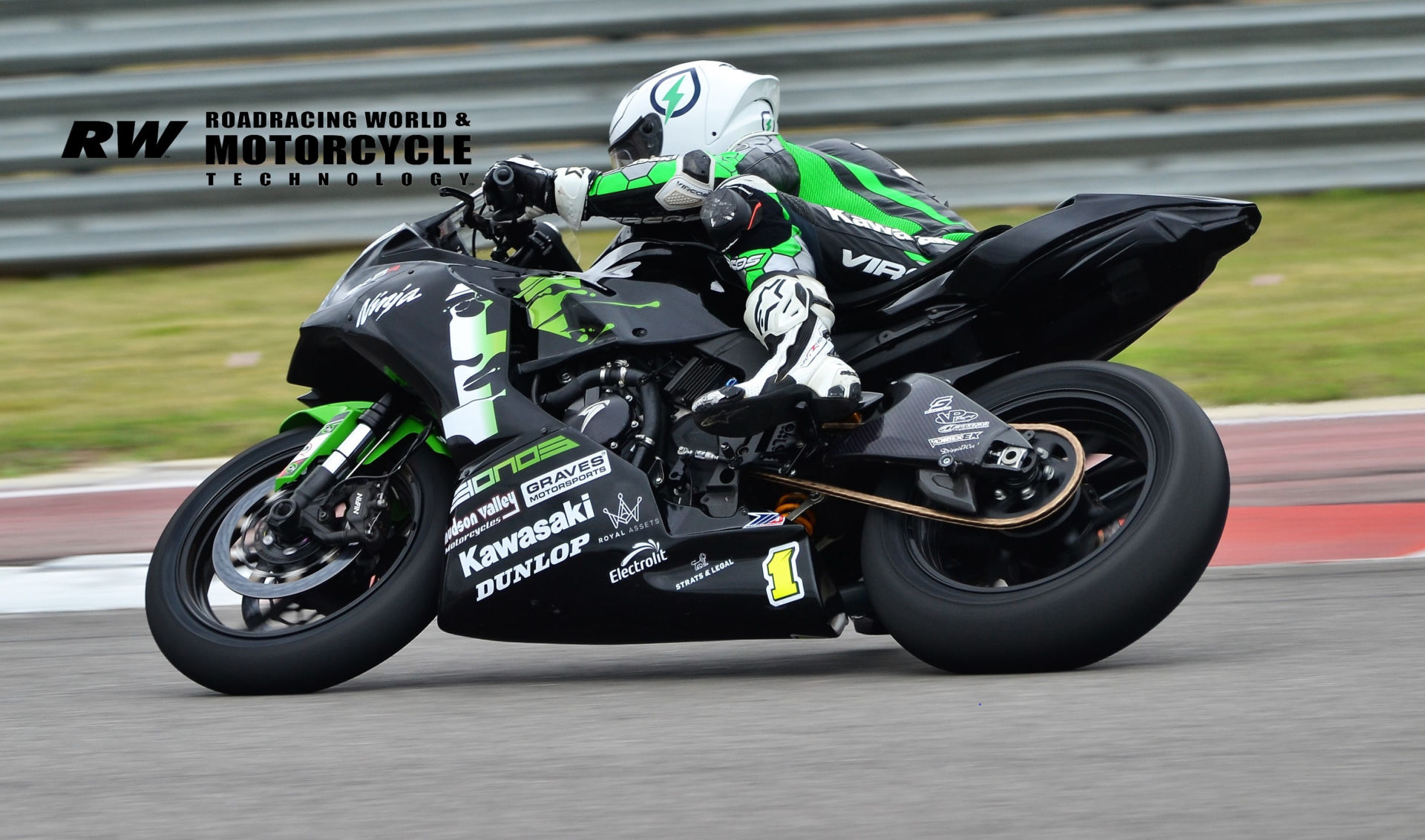 Richie Escalante (1) in action during MotoAmerica Supersport test session two at COTA. Photo by David Swarts.