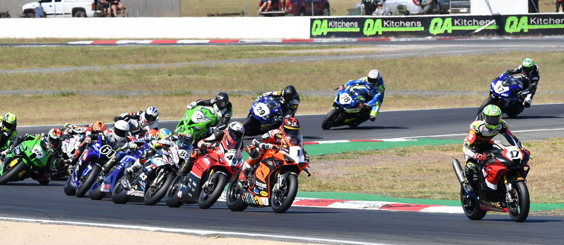 Troy Herfoss (17) leads the start of an Australian Superbike race at Winton Motor Raceway. Photo by Karl Phillipson/Optikal, courtesy ASBK.