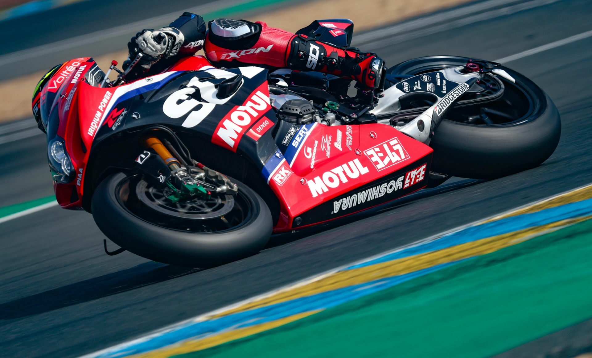 Kazuki Watanabe testing the Yoshimura SERT Motul GSX-R1000 at Le Mans. Photo courtesy Team Suzuki Press Office.