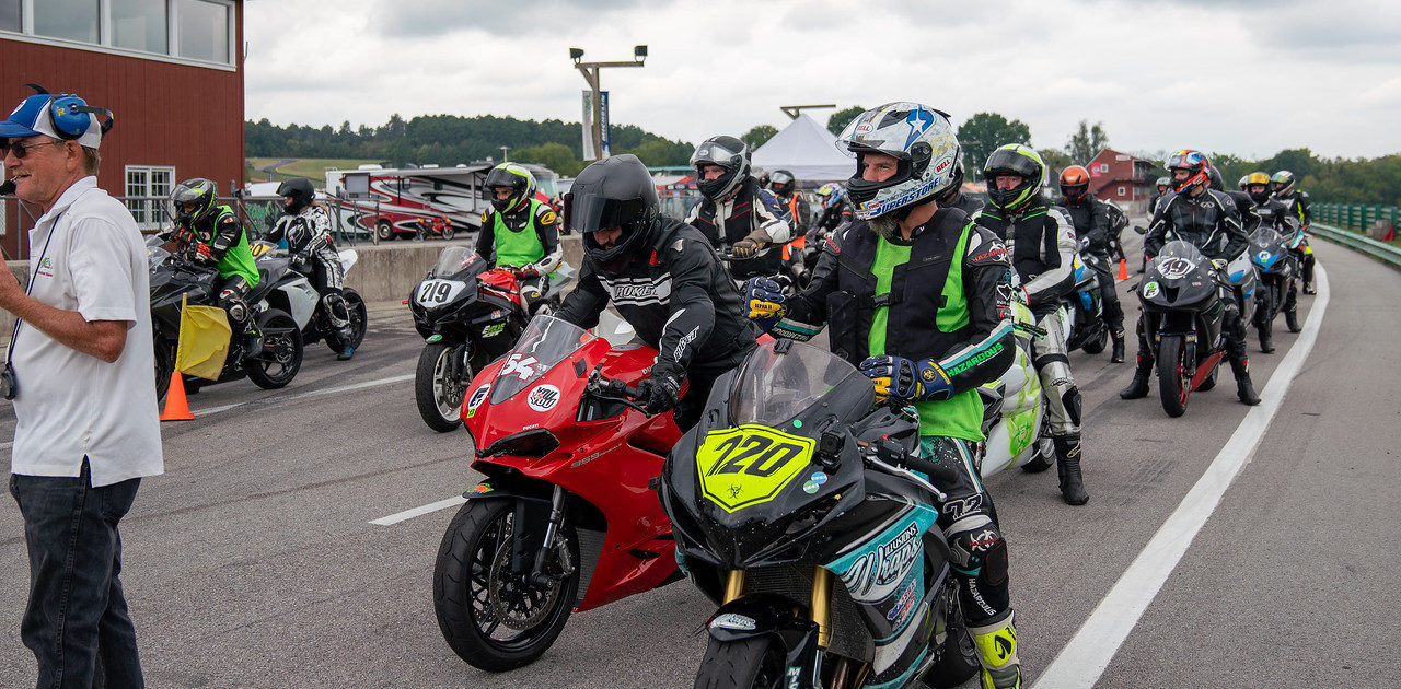 Riders lined up for an Evolve GT track day session at VIRginia International Raceway. Photo by Mark Lienhard, courtesy Evolve GT.
