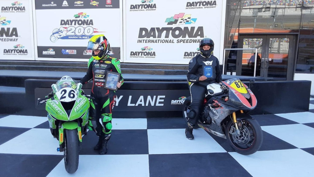 Jessica Capizzi (26) won the MotoGirlGT Superbike race at Daytona International Speedway and Jessica Martin (827) finished second. Photo courtesy MotoGirlGT.