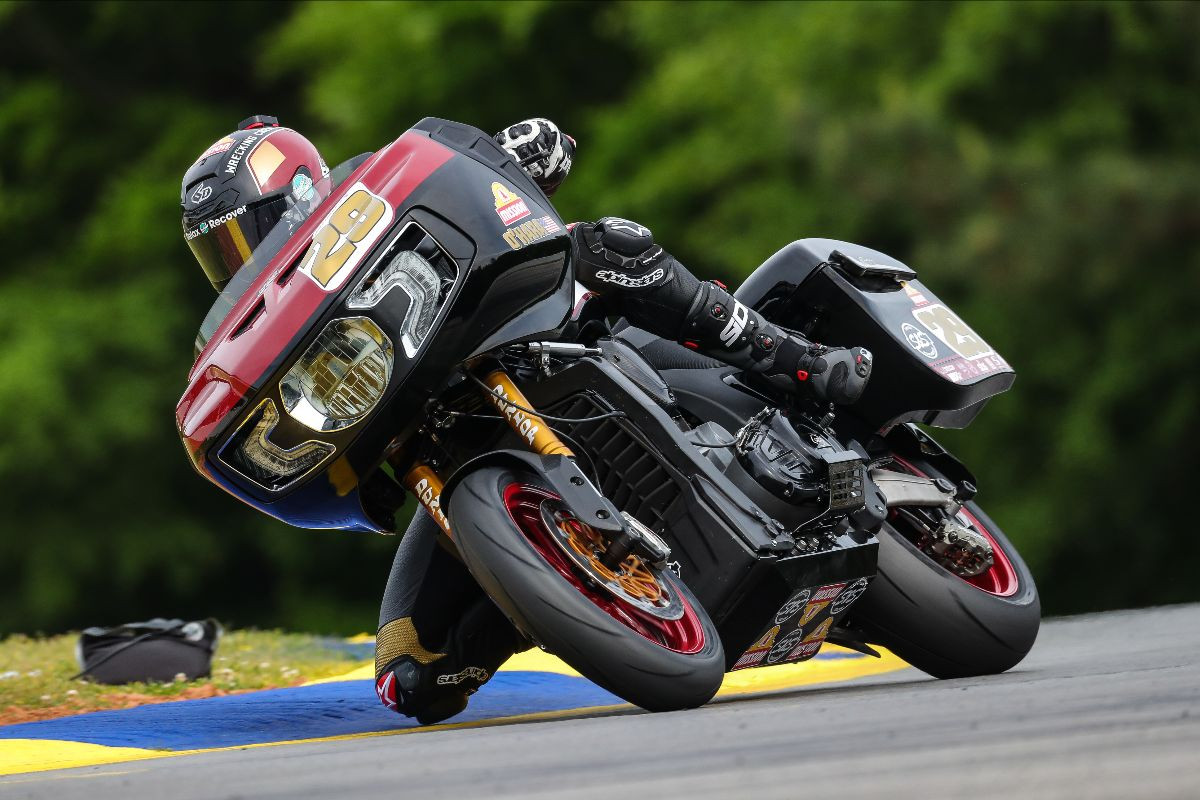 Motoamerica O Hara Claims King Of The Baggers Pole At Road Atlanta Roadracing World Magazine Motorcycle Riding Racing Tech News