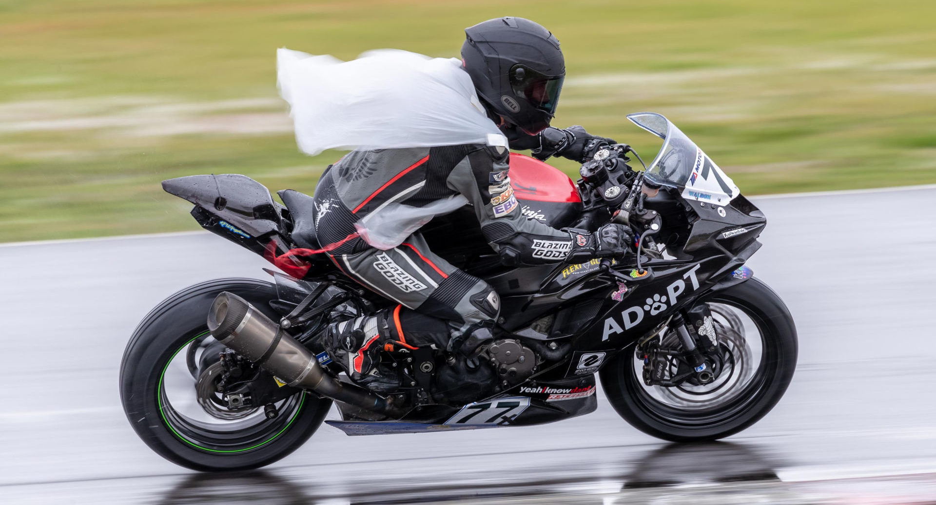 Dustin Walbon (177R) won five races on his Kawasaki ZX-6R. Photo by Minh-Tri Le/NW Focal Point Photography, courtesy OMRRA.