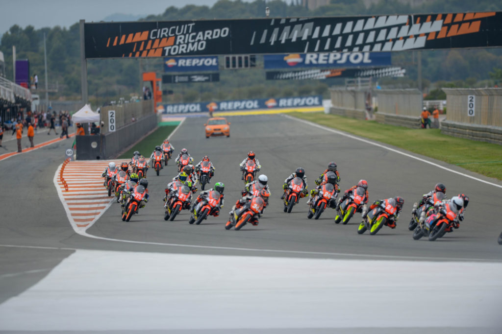 The start of a Cuna de Campeones Moto 5 race at Valencia. Photo courtesy Sanchez Racing.