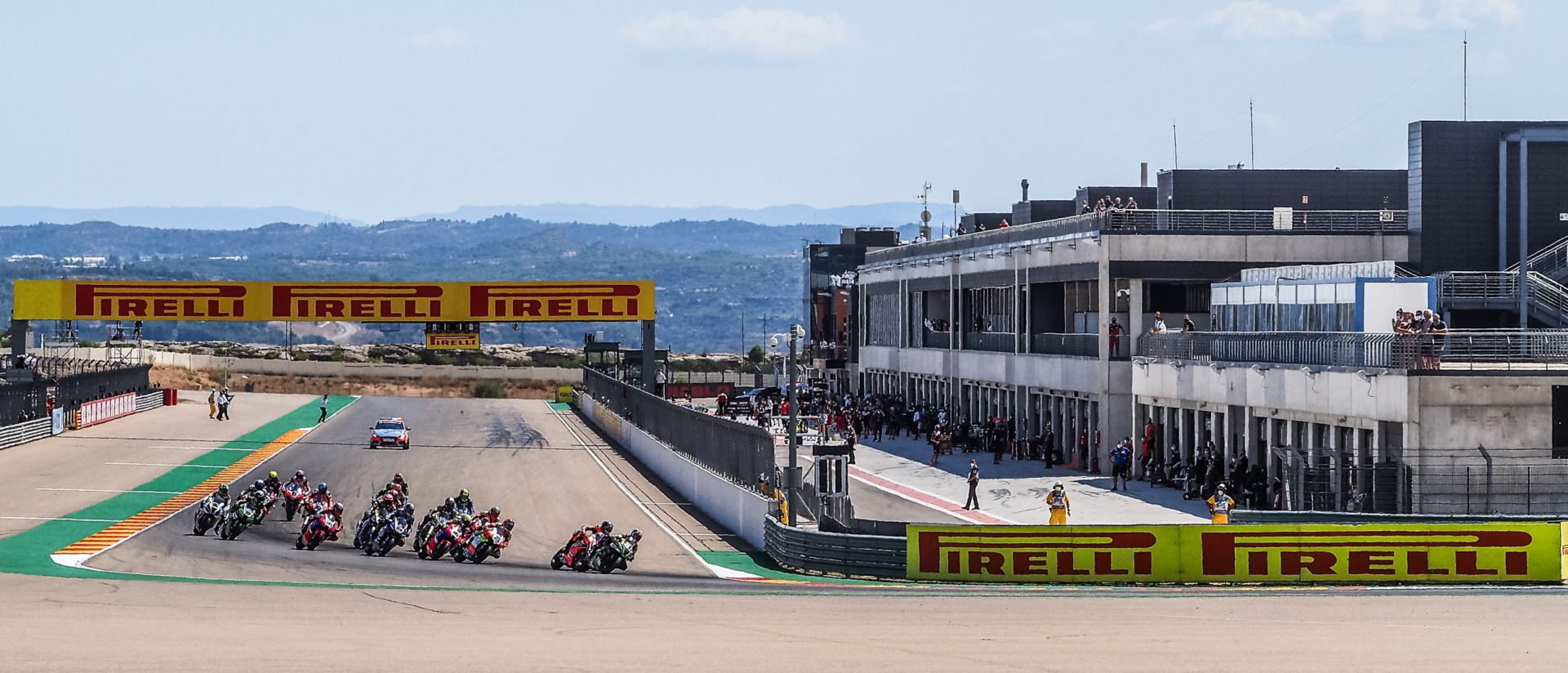 The start of a World Superbike race at Motorland Aragon in 2020. Photo courtesy Dorna.