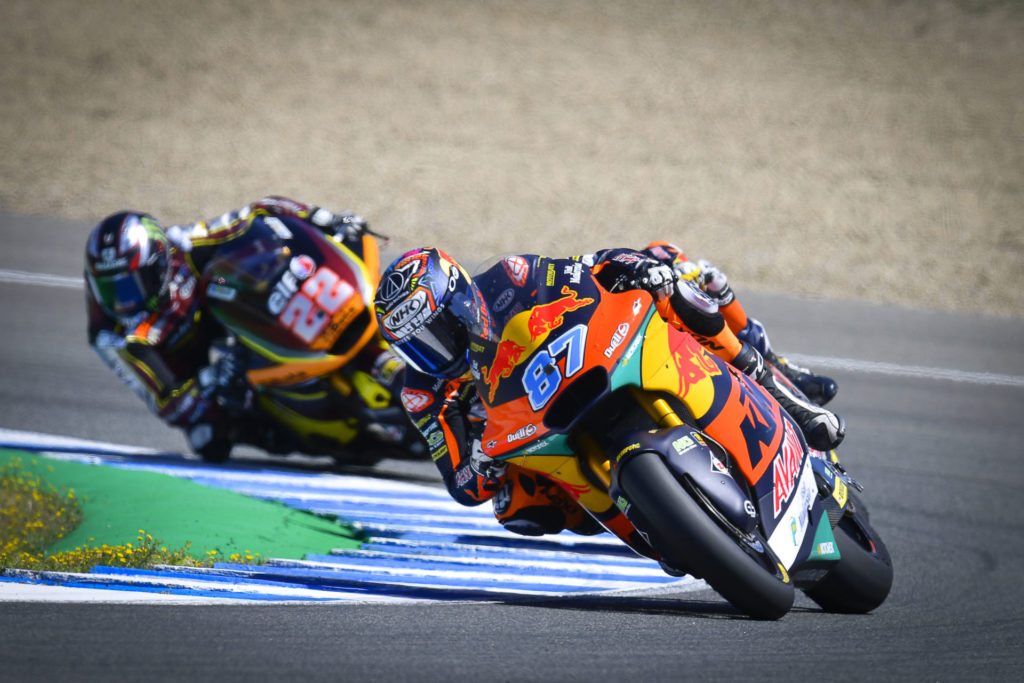 Remy Gardner (87) and Sam Lowes (22). Photo courtesy Dorna.