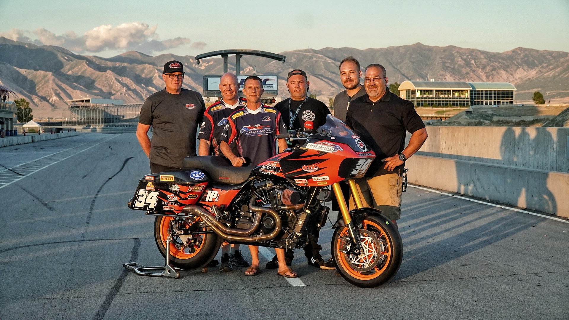 Michael Barnes (center) and the Hoban Brothers Racing/ DTF Performance race team dominated the Bagger Racing League Premier Bagger GP race weekend. Photo by Derek Cloutier/Wicked Windage Photography, courtesy Harley-Davidson.