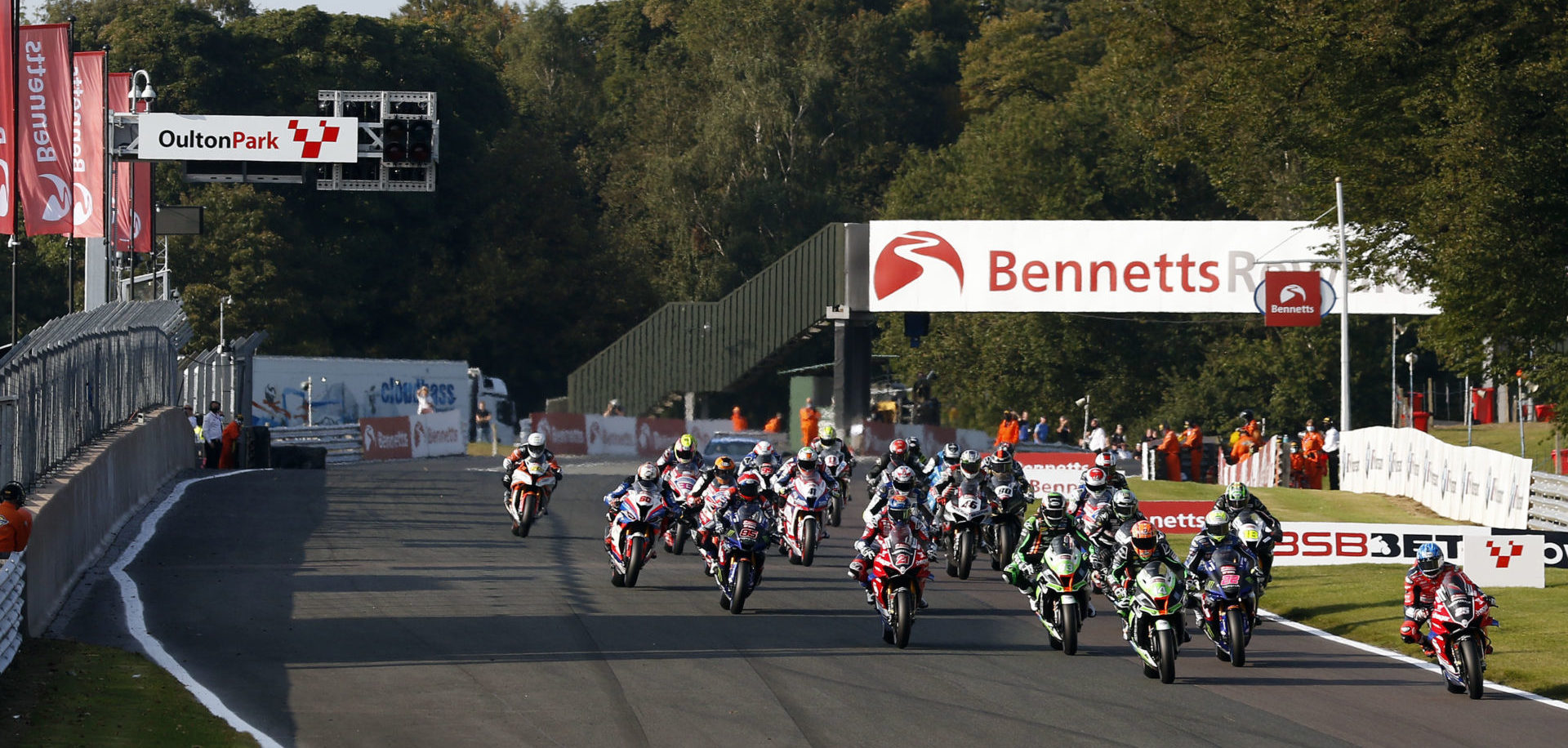 The start of a previous British Superbike race at Oulton Park. Photo courtesy MSVR.