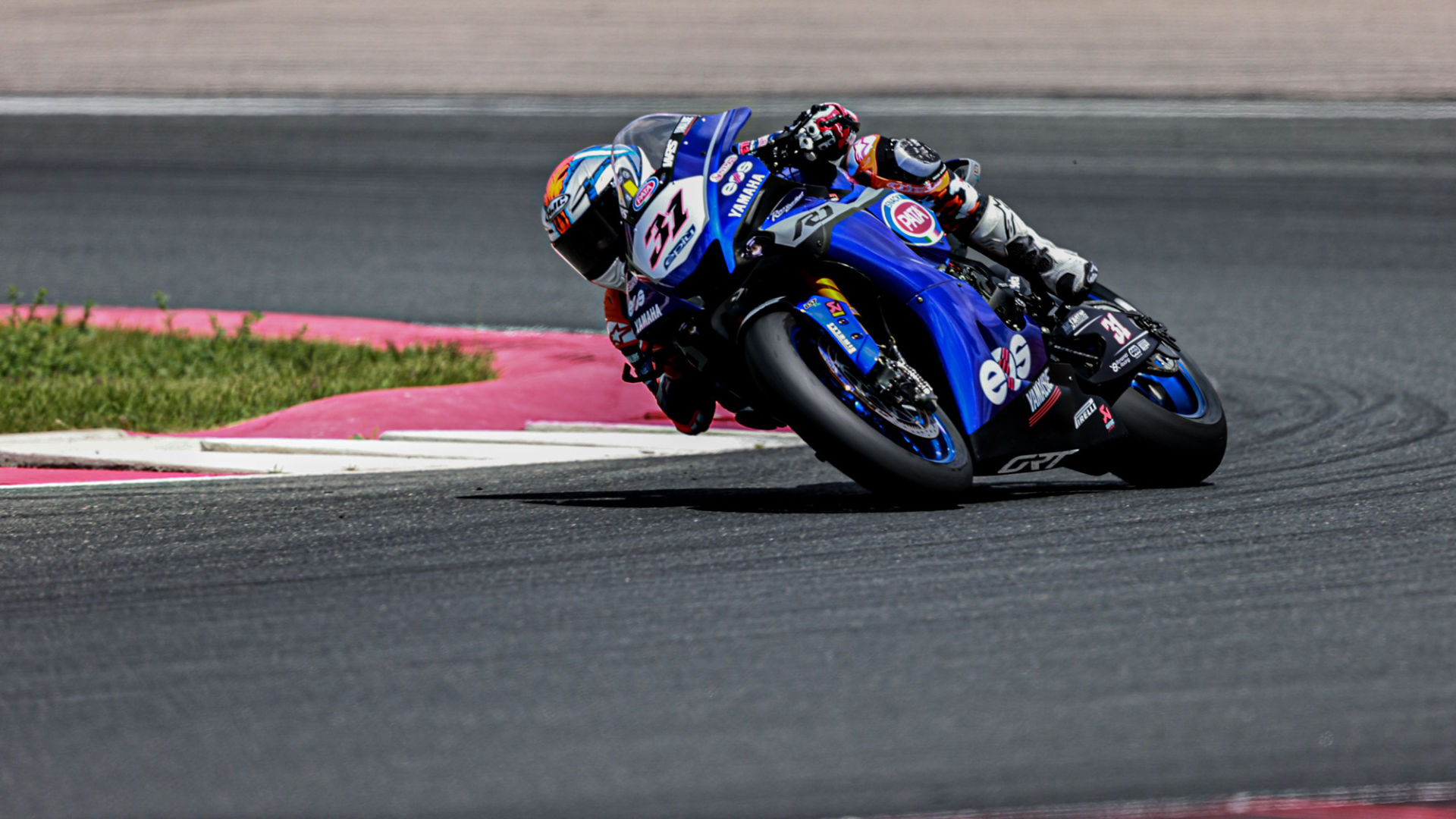 Garrett Gerloff (31) in action at Circuito de Navarra. Photo courtesy Dorna WorldSBK Press Office.