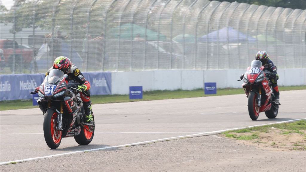 Kaleb De Keyrel (51) beat race-long leader Anthony Mazziotto (516) to the checkered flag in Saturday's Twins Cup race at BIR. Photo by Brian J. Nelson.