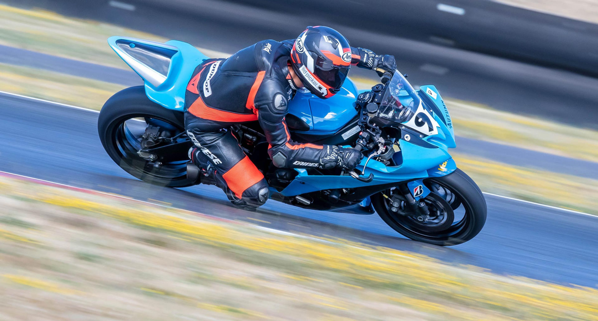 Alex Taylor (91) at speed at Portland International Raceway. Photo by Minh-Tri Le/NW Focal Point Photography, courtesy OMRRA.