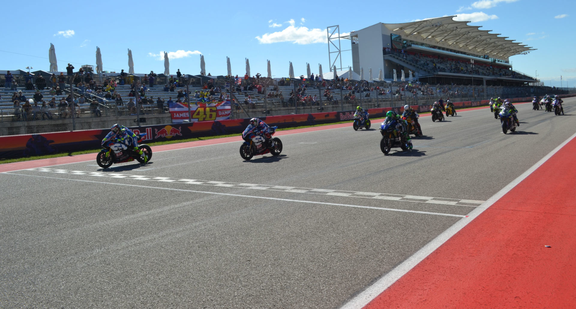 The start of a MotoAmerica Superbike race at COTA in 2019, the last time the series raced there. Photo by David Swarts.
