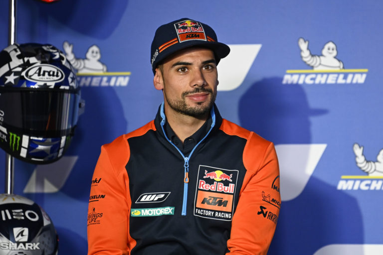 MotoGP: Oliveira On Top In Wet FP3 In Portugal