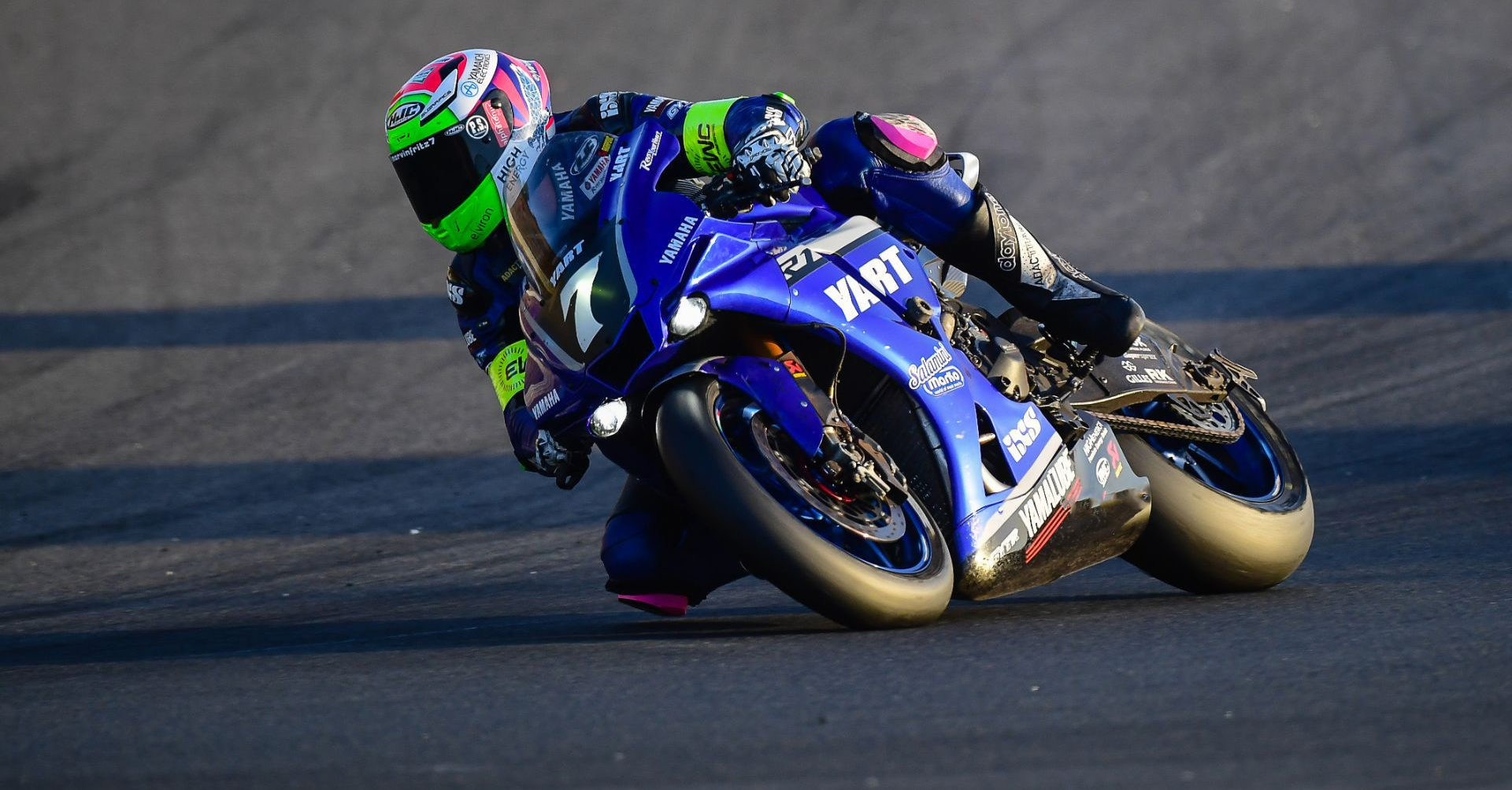 Marvin Fritz (7) in action on the YART Yamaha YZF-R1 Endurance World Championship racebike. Photo courtesy Yamaha Racing.